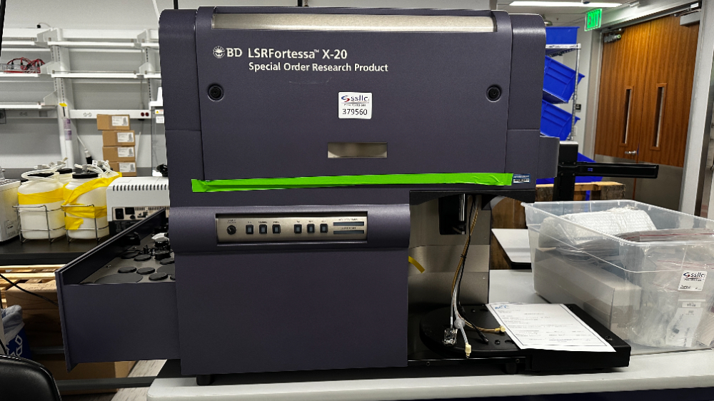 Image of BD LSRFortessa X-20 Cell Analyzer